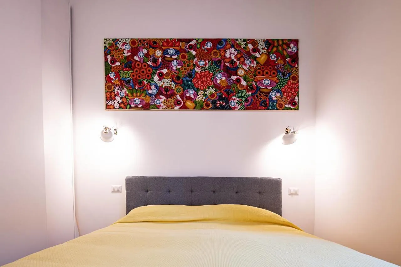 Trastevere Colorful Apartment With Terrace! Rome